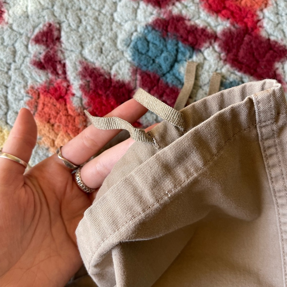 Cargos - Picture 4 of 4